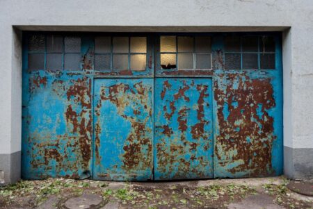 Fixing a Rusted Garage Door , Costs and Solutions